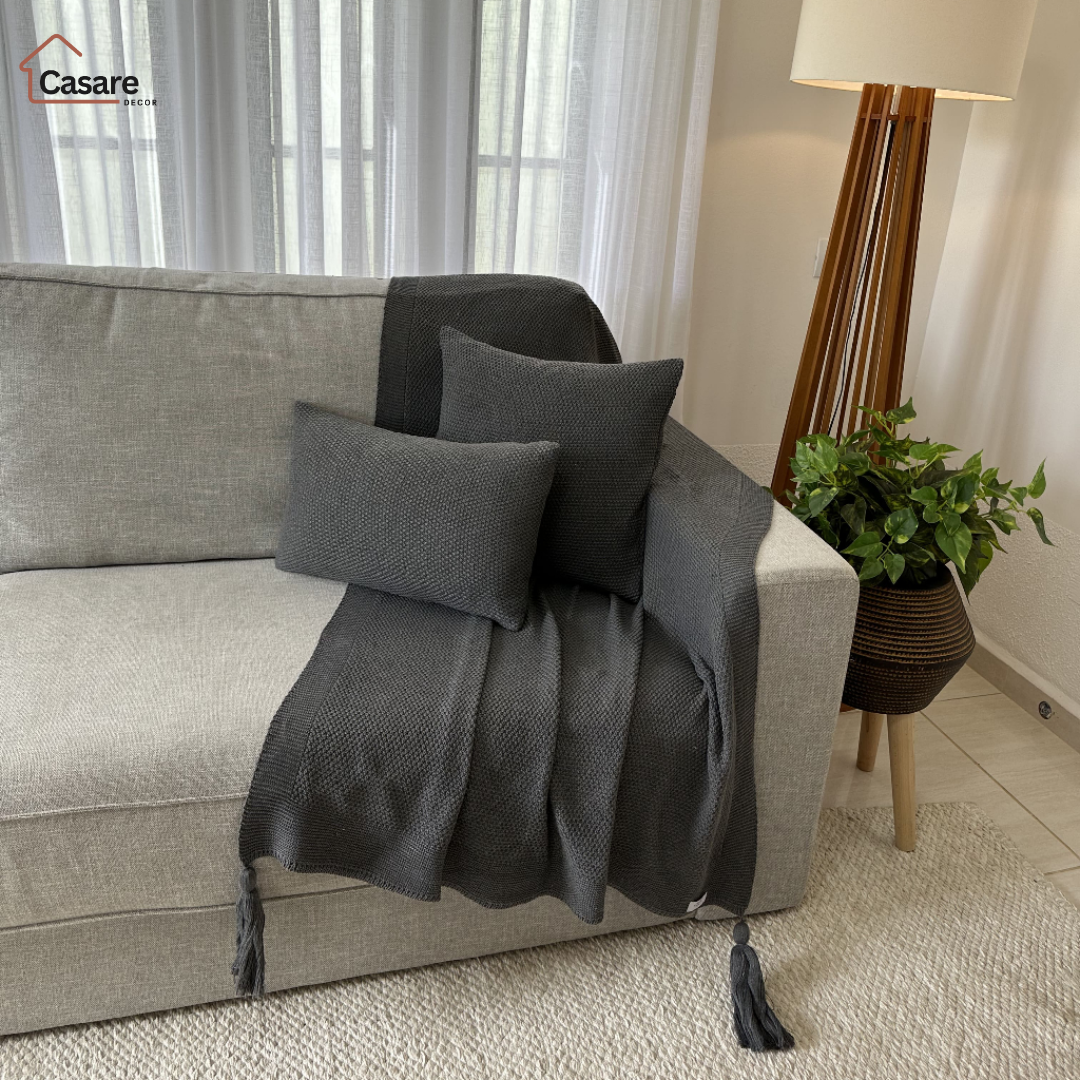 Manta Tricot Elegance com Pompom